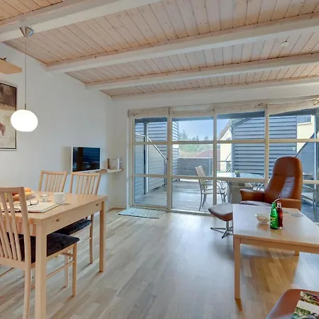 Hus R Holiday home *